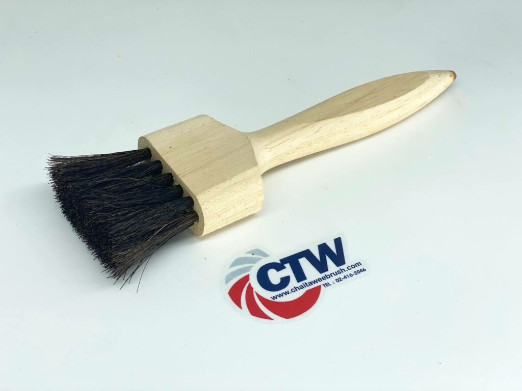 CTW Handle-Brush 16